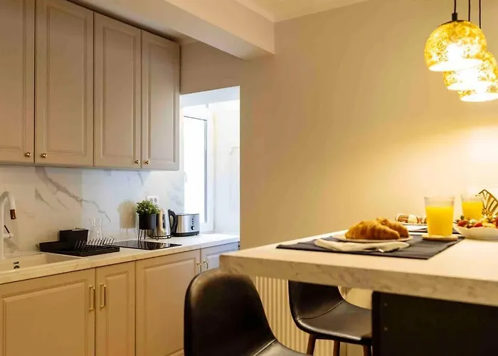 Stunning Views 2br Intercontinental Flat Apartman Bukarest