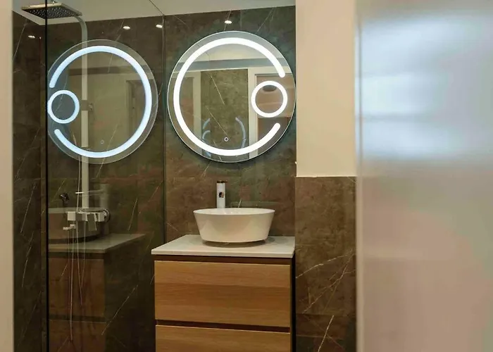 Apartman Stunning Views 2br Intercontinental Flat Bukarest