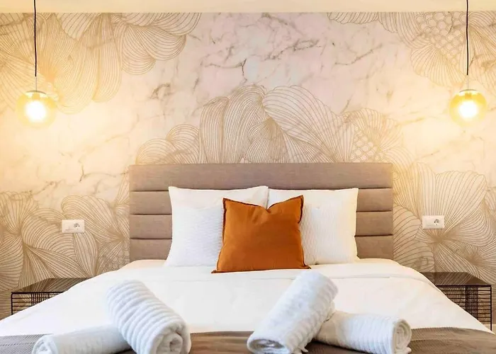 Stunning Views 2br Intercontinental Flat