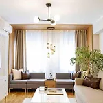 Stunning Views 2br Intercontinental Flat Apartmán *