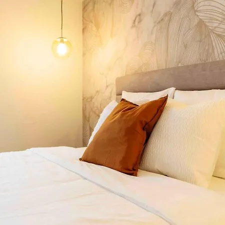 Stunning Views 2br Intercontinental Flat *