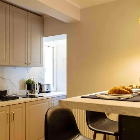 Stunning Views 2br Intercontinental Flat Appartement Bucarest