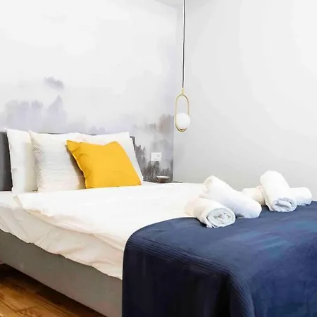 Stunning Views 2br Intercontinental Flat * Bukarest