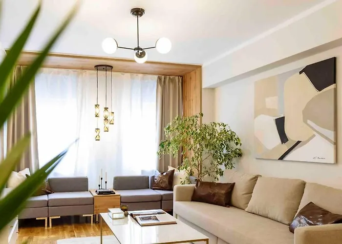 Stunning Views 2br Intercontinental Flat Apartment Bukarest