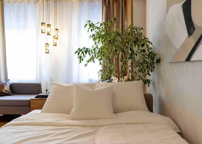 Stunning Views 2br Intercontinental Flat Апартаменти *