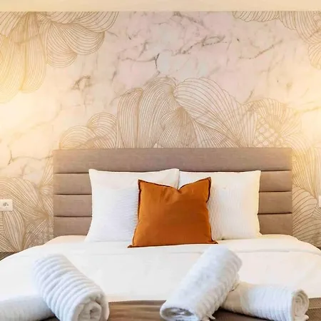 Stunning Views 2br Intercontinental Flat