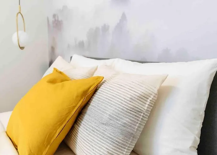 Stunning Views 2br Intercontinental Flat